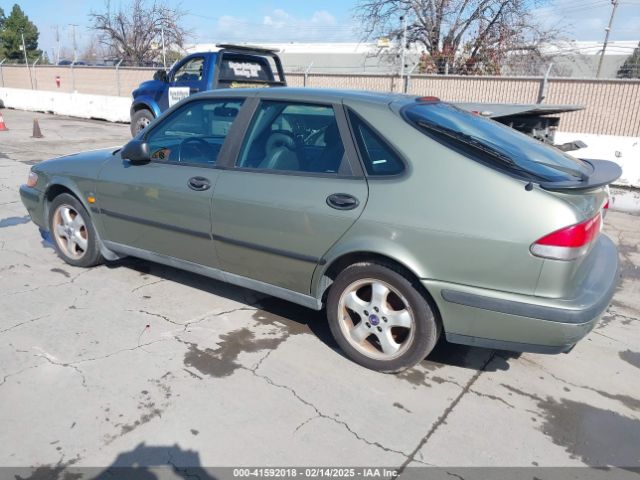 1999 SAAB 9-3 YS3DF58N5X2063017 Photo 2
