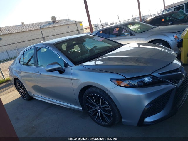 4T1G11AK0MU412835 Toyota CAMRY SE