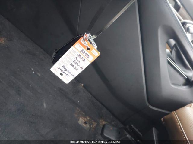 5XYP5DHC8NG211793 KIA Telluride Sx