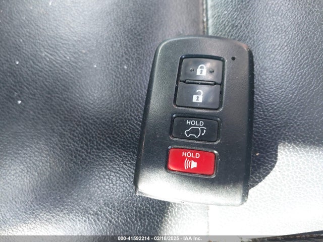 Toyota Highlander Xle 2018 5TDJZRFH8JS557832 Image 11
