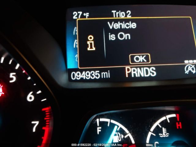 1FMCU9HD0JUC25392 Ford ESCAPE SEL