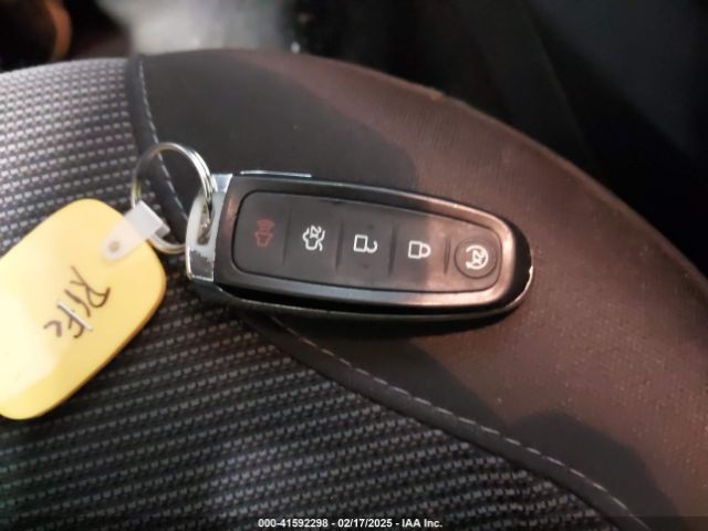 1FAHP2E89FG202589 Ford TAURUS SEL