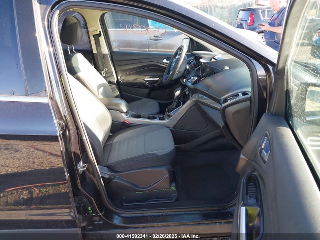 1FMCU0GX9EUA11756 Ford ESCAPE SE