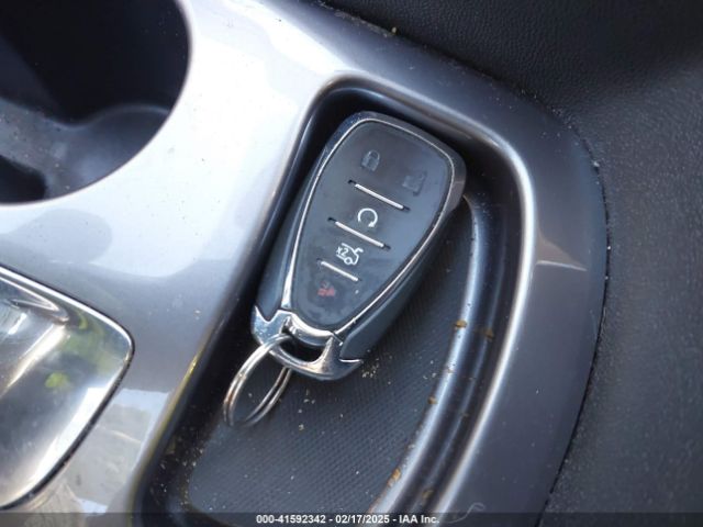 1G1ZG5ST3KF190084 Chevrolet MALIBU RS