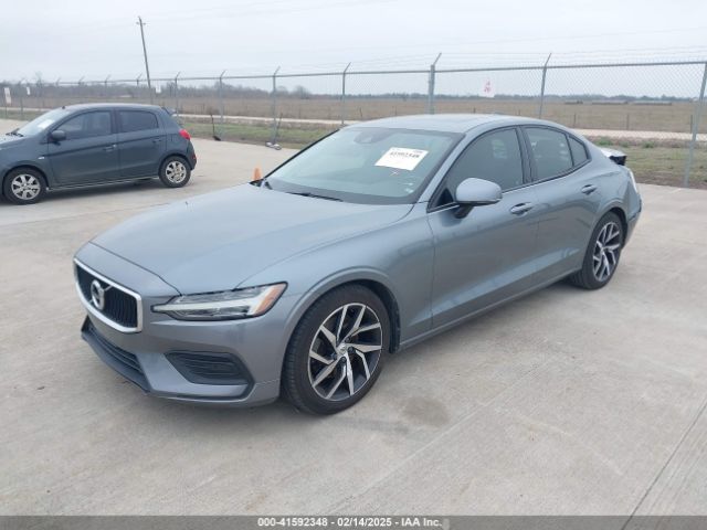 7JR102FK9LG036730 Volvo S60 T5 Momentum