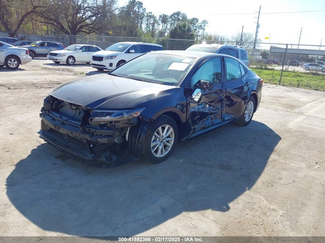 Toyota CAMRY LE 2025 4T1DAACK0SU052804 Image 2