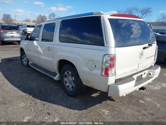 2004 CADILLAC ESCALADE ESV 3GYFK66N54G241641 Photo 2