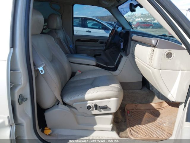 2004 CADILLAC ESCALADE ESV 3GYFK66N54G241641 Photo 4
