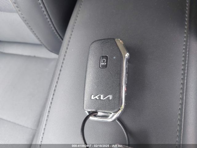 KNDCR3L17R5091115 KIA Niro Ev Wind