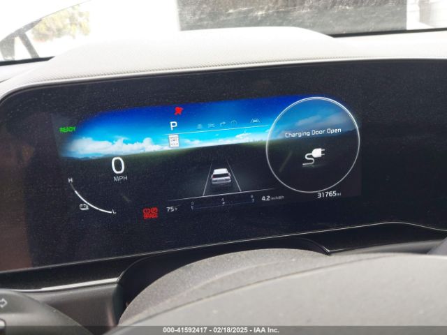 KNDCR3L17R5091115 KIA Niro Ev Wind