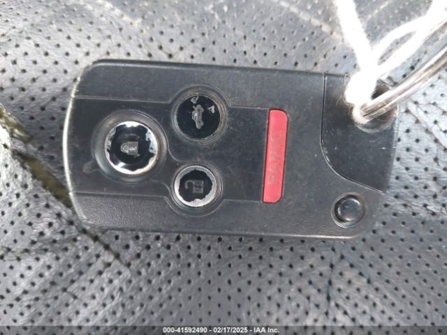 2007 ACURA RL JH4KB16617C000200 Photo 10