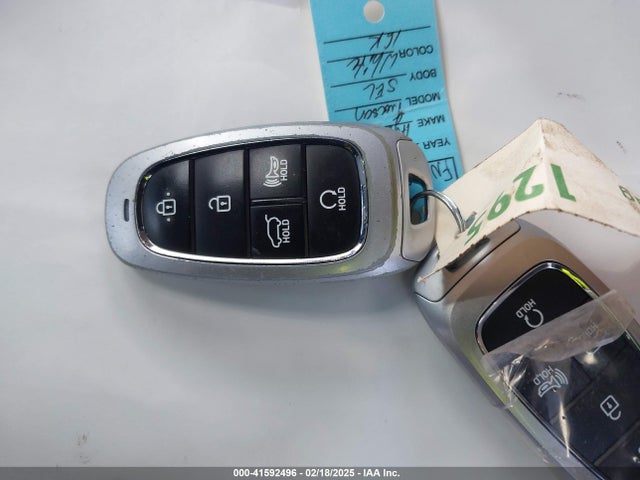 5NMJFCAE7NH085117 Hyundai TUCSON SEL