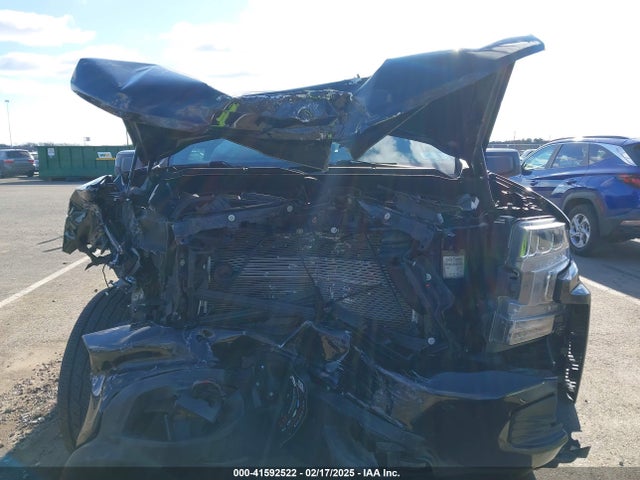 1GCUYEEDXKZ113553 Chevrolet Silverado 1500 Rst