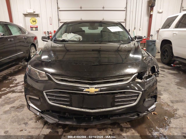 1G1ZD5ST0JF116158 Chevrolet MALIBU LT