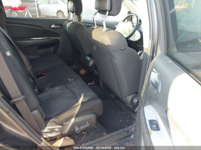 3C4PDCBB0KT701307 Dodge JOURNEY SE