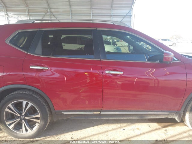 JN8AT2MT7HW400095 Nissan Rogue Sl