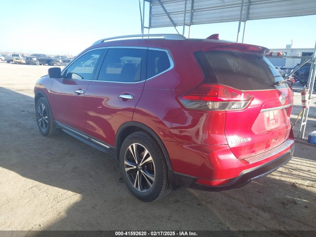 JN8AT2MT7HW400095 Nissan Rogue Sl