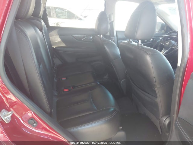 JN8AT2MT7HW400095 Nissan Rogue Sl