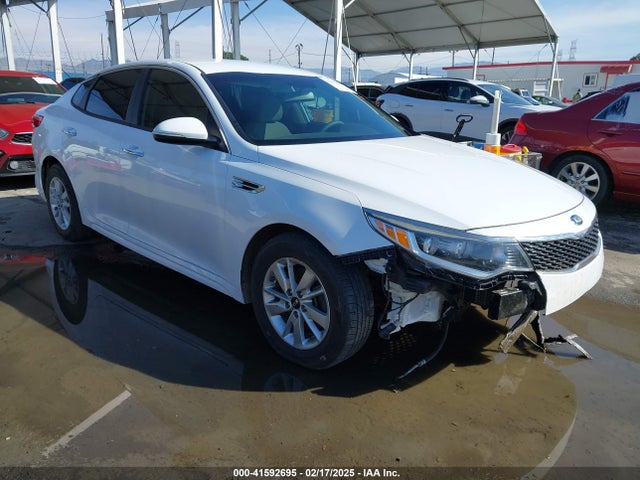 5XXGT4L3XJG208874 KIA Optima Lx