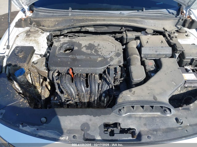 5XXGT4L3XJG208874 KIA Optima Lx
