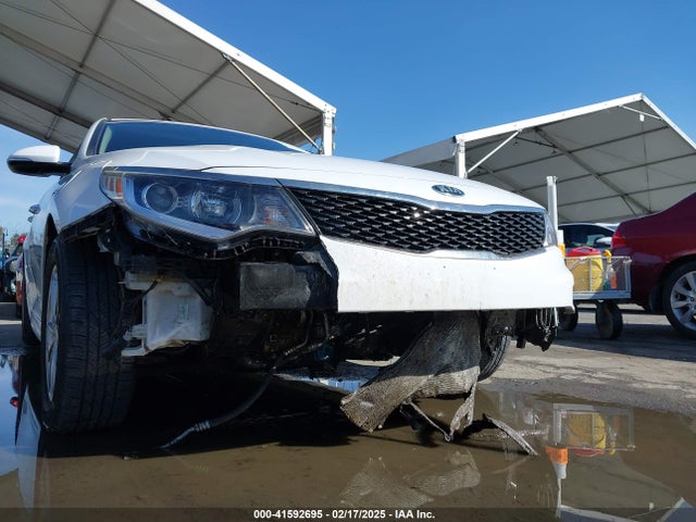 5XXGT4L3XJG208874 KIA Optima Lx