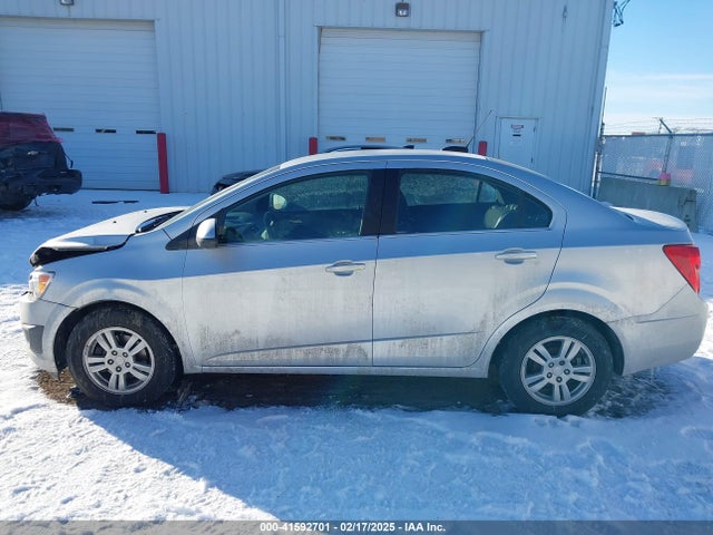 1G1JC5SH8G4130177 Chevrolet Sonic Lt Auto