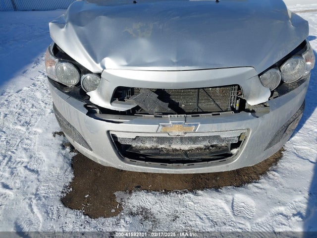 1G1JC5SH8G4130177 Chevrolet Sonic Lt Auto