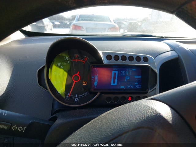 1G1JC5SH8G4130177 Chevrolet Sonic Lt Auto