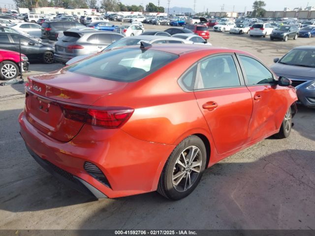 3KPF24AD9PE511785 KIA Forte Lxs
