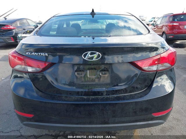 Hyundai ELANTRA SE 2015 5NPDH4AE3FH548825 Image 16