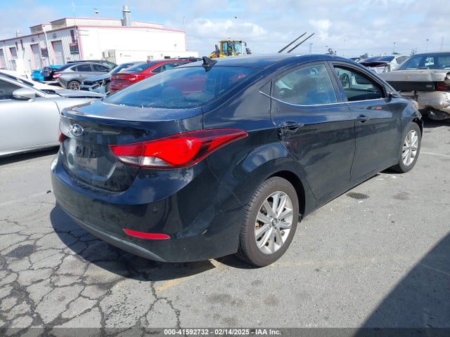 Hyundai ELANTRA SE 2015 5NPDH4AE3FH548825 Image 4