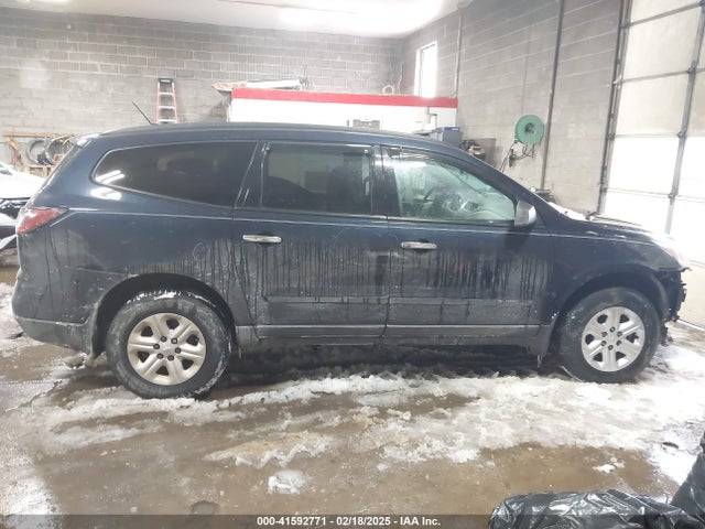 Chevrolet Traverse Ls 2015 1GNKRFED8FJ290656 Image 14
