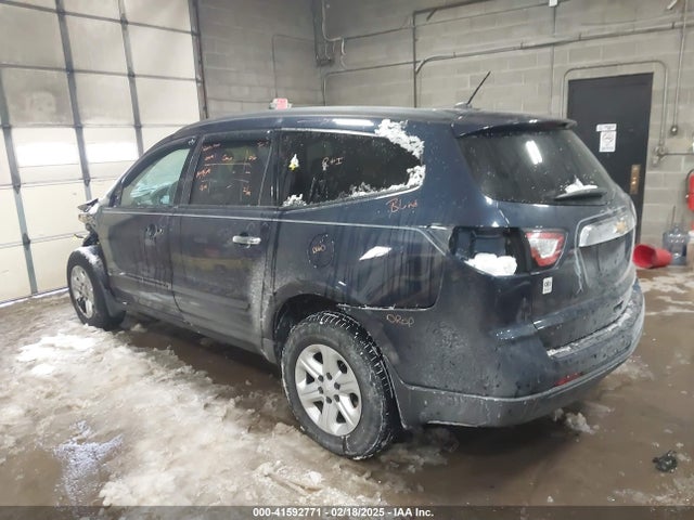 Chevrolet Traverse Ls 2015 1GNKRFED8FJ290656 Image 3