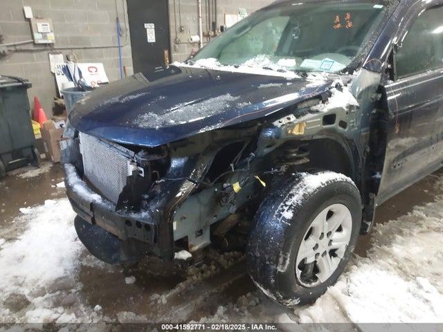 Chevrolet Traverse Ls 2015 1GNKRFED8FJ290656 Image 6