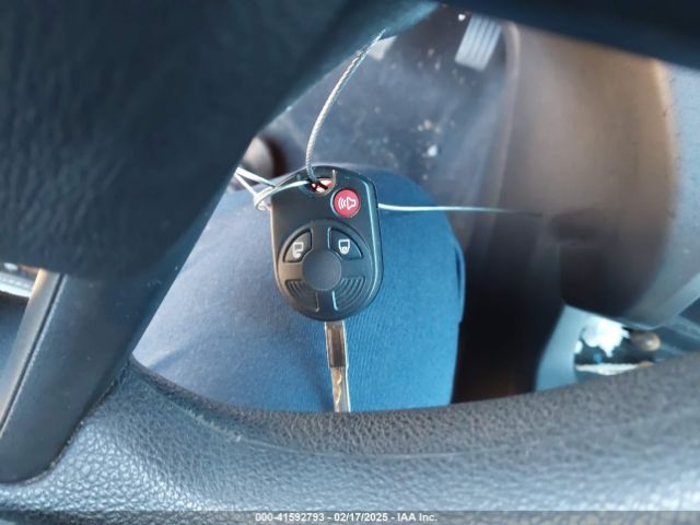 1FMCU0F78HUA76118 Ford ESCAPE S