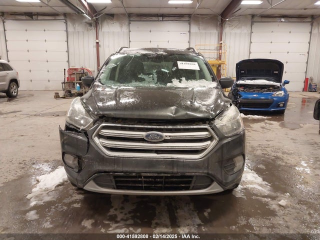 1FMCU9GD8JUA53114 Ford ESCAPE SE