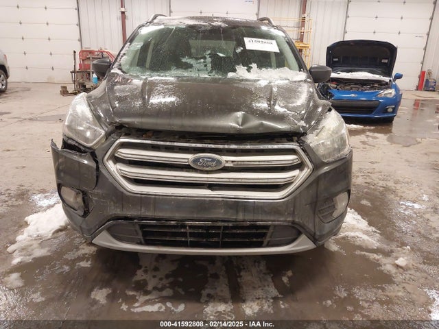 1FMCU9GD8JUA53114 Ford ESCAPE SE