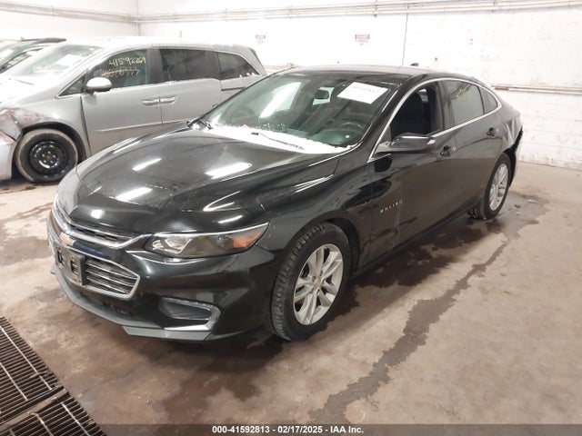 Chevrolet MALIBU LT 2018 1G1ZD5ST7JF178379 Image 2
