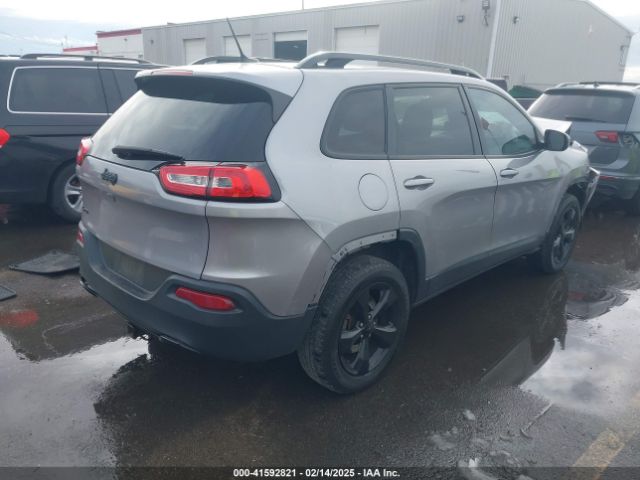 1C4PJMCX4JD548136 Jeep Cherokee Latitude 4x4