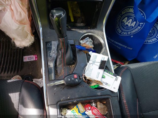 4T1BF1FK7HU757256 Toyota CAMRY SE
