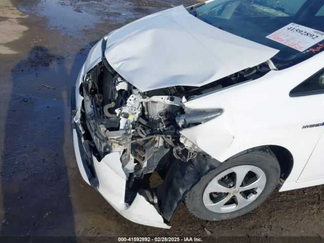 JTDKN3DU1E1781623 Toyota Prius Two