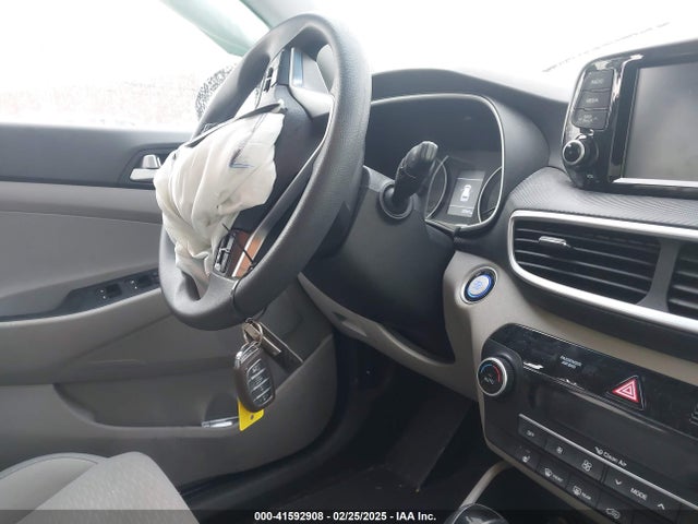 KM8J3CAL0MU325246 Hyundai TUCSON SEL