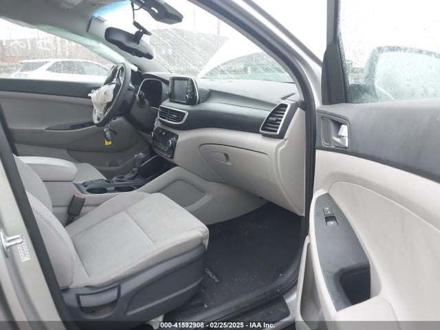 KM8J3CAL0MU325246 Hyundai TUCSON SEL