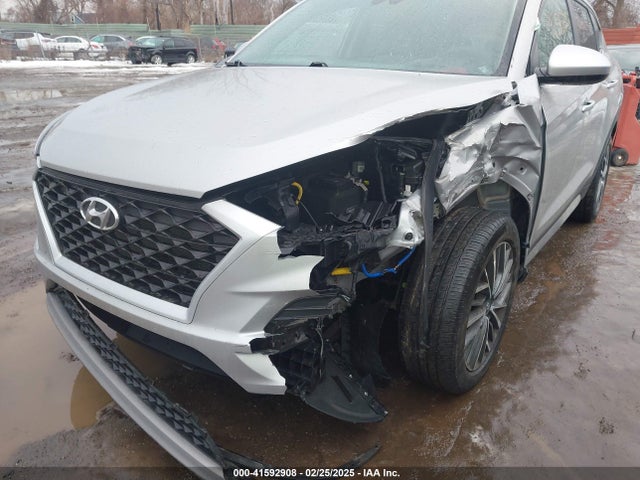 KM8J3CAL0MU325246 Hyundai TUCSON SEL
