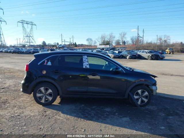 KNDCB3LC4J5108270 KIA NIRO LX