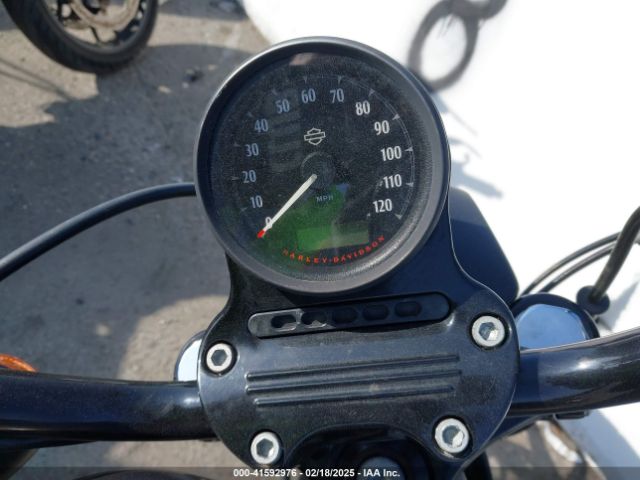 2017 HARLEY-DAVIDSON XL883 1HD4LE23XHC432990 Photo 6