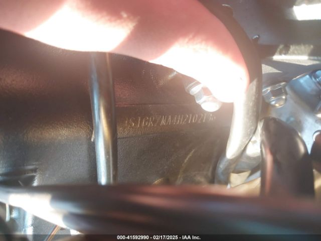 2017 SUZUKI GSX-R750 JS1GR7MA4H2102136 Photo 9