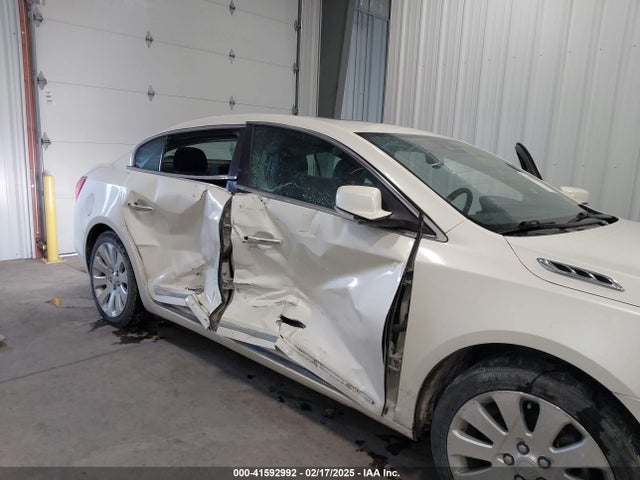 1G4GE5G35EF121040 Buick Lacrosse Premium I Group