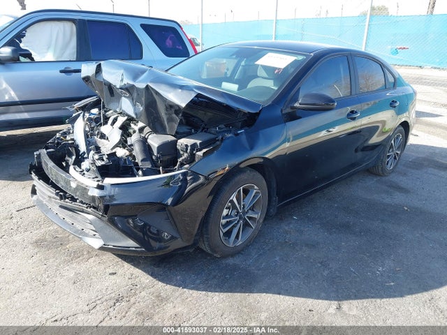 3KPF24AD8PE637314 KIA Forte Lxs