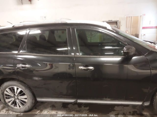 5N1DR2MM9HC611196 Nissan Pathfinder Sv